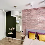 Warsaw City Studio Varšava